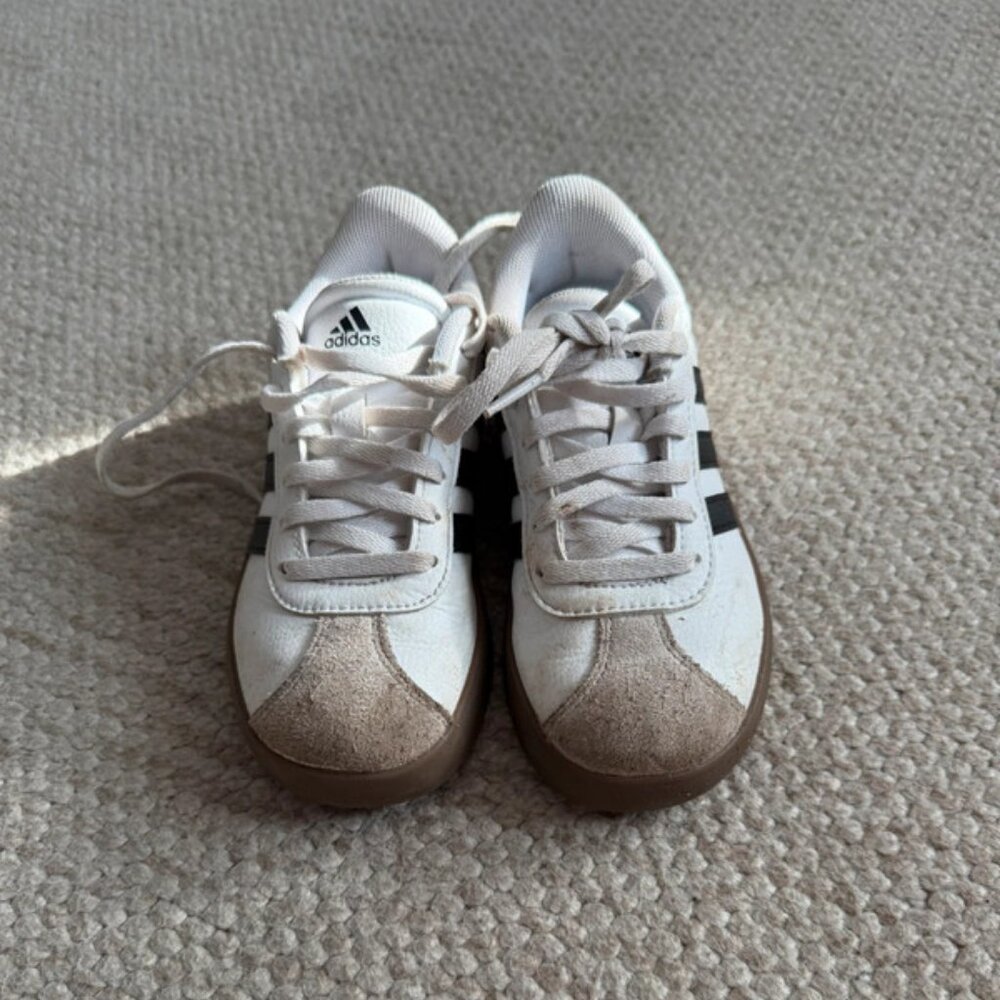 Boys adidas vl court trainers